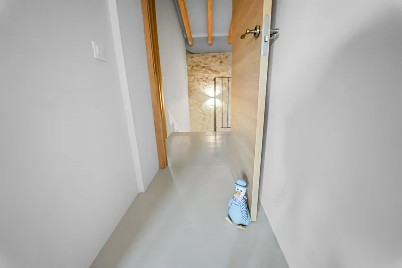Sold by Us | Move in and Enjoy – Fully Renovated Village House with Perfect Layout — photo 10