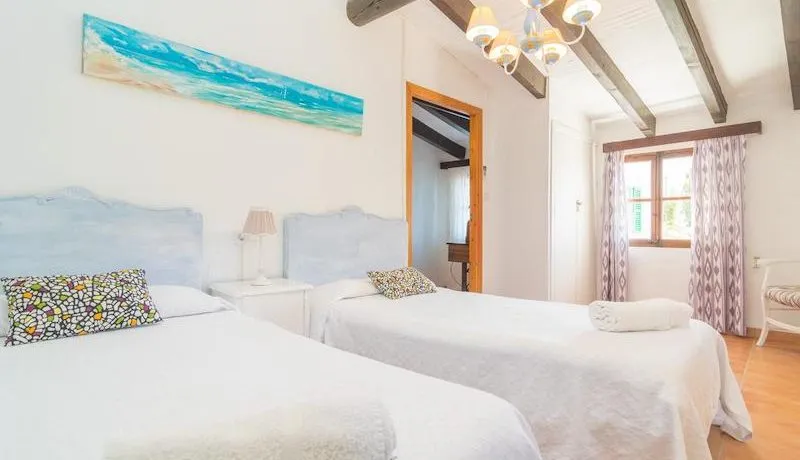 Spectacular finca with two houses and holiday rental in Biniaraix — photo 11