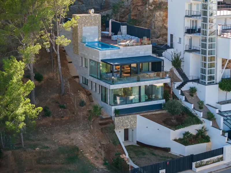 Newly built villa with sea views in Puerto de Andratx — photo 1