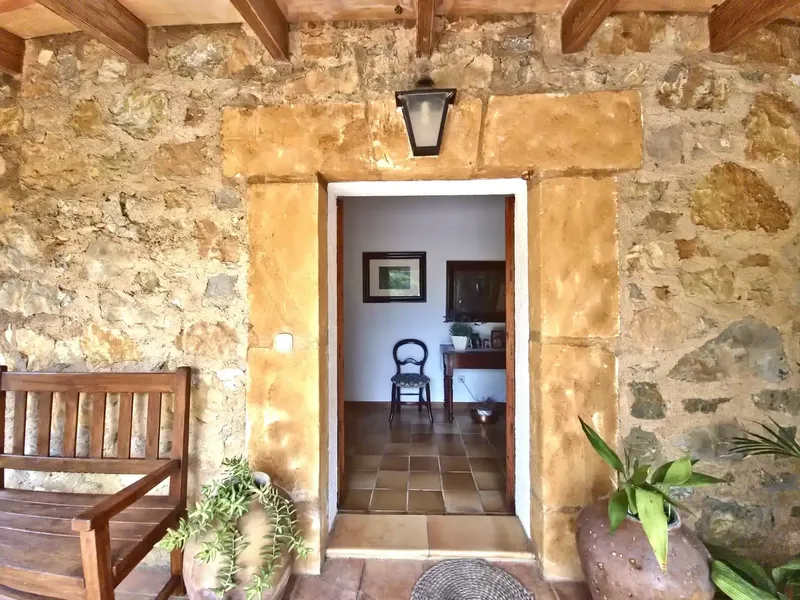 Nestled in the dreamlike landscape of Port Nou, a property opens before you that is much more than a property: it is a place full of em — photo 3