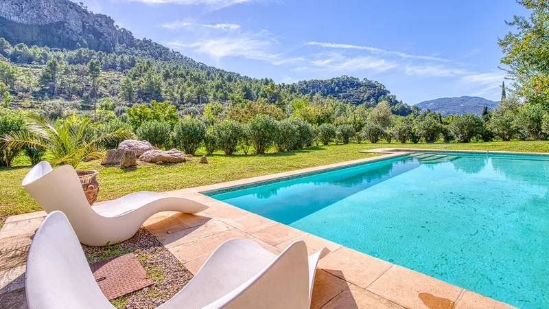Villa for sale near Esporles with pool and breathtaking mountain views — photo 2
