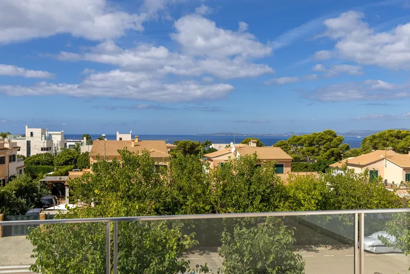 Villa in Puig de Ros - Roof terrace with partial sea views over the Bay of Palma — photo 12