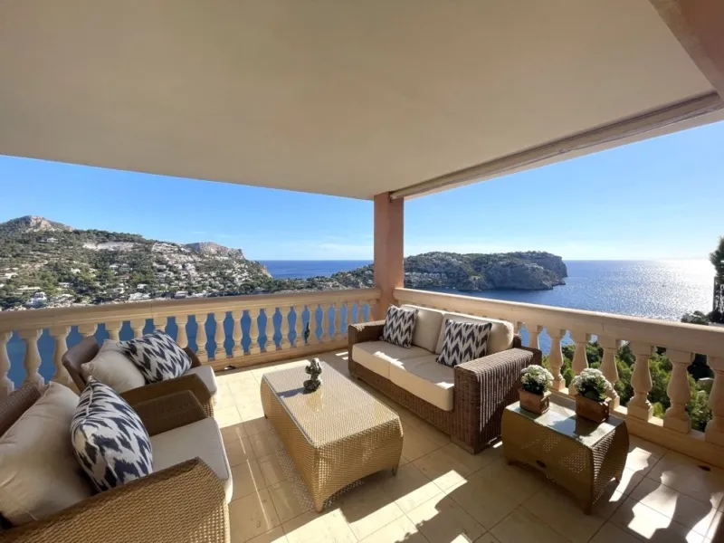 Penthouse with huge rooftop terrace and breathtaking sea and harbor views for rent in Puerto Andratx - Port d'Andratx - 2 Bedrooms, 142.28 m² — photo 7