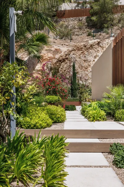 Elegant modern villa in Son Vida surrounded by nature and privacy — photo 7