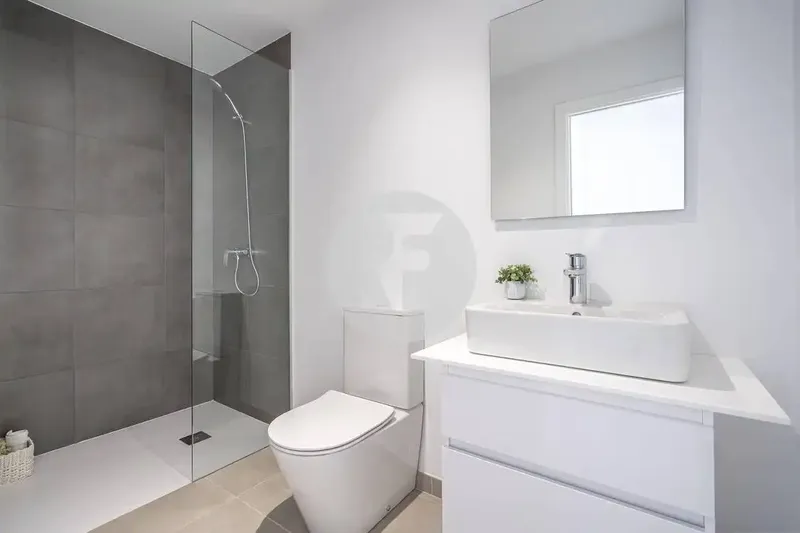 Property in Cala Romàntica with private pool and community services — photo 11