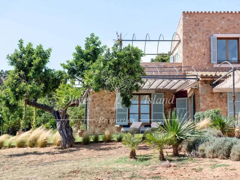 Rural or Farmhouse in Santa Maria del Camí, Province of Balearic Islands — photo 2