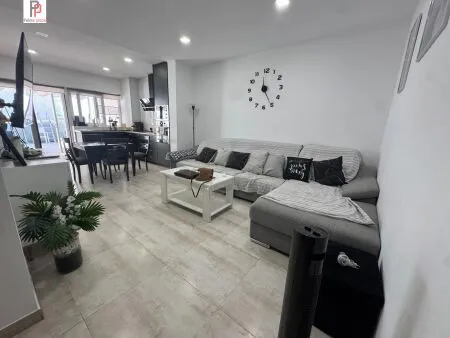 Ground floor apartment - Palma de Mallorca (Hostalets - Son Fortesa Sud), Built Surface 93m², 4 Bedrooms, 3... — photo 1