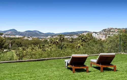5 Bedrooms in Santa Ponsa — photo 4