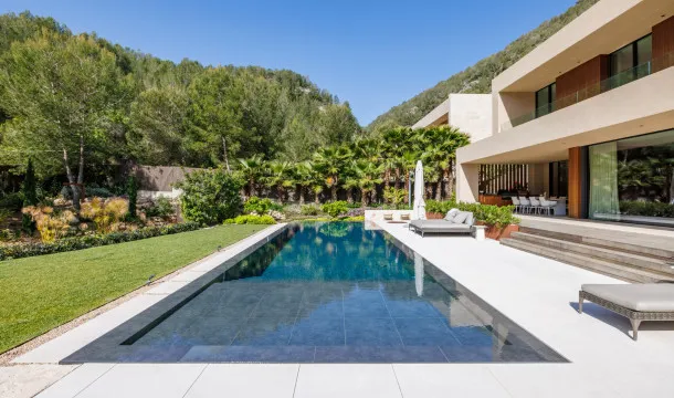 Elegant modern villa in Son Vida surrounded by nature and privacy — photo 3