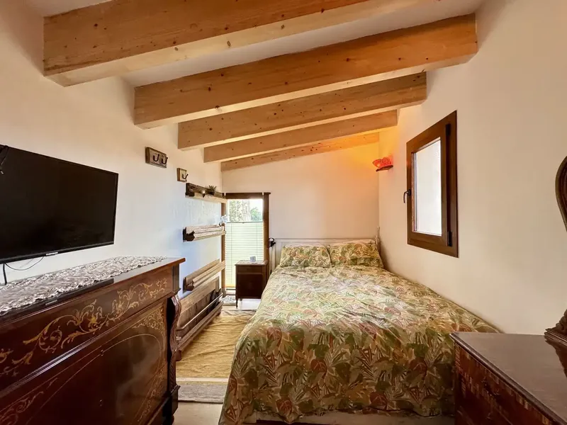 Available in August. Exclusive for the month of August, this beautiful rustic finca is located just 2 minutes from Llucmajor and — photo 12