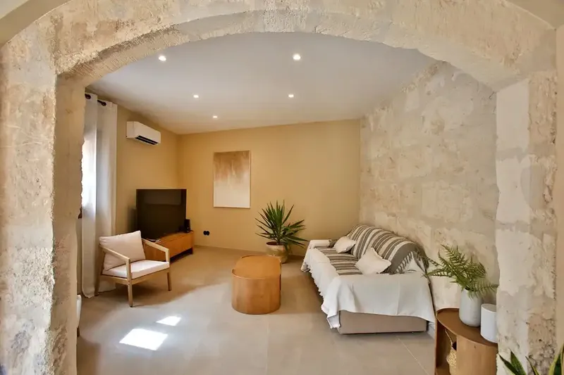 Exquisite 19th-century village house: Luxury renovation near Playa de Muro — photo 7