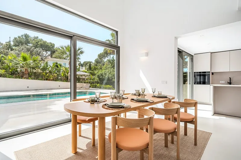 Elegant villa with a vacation rental license in a quiet neighborhood — photo 4