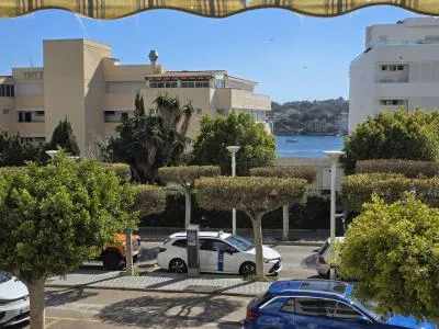 Apartment in Calvià (Santa Ponça) with 36 m² built surface, 5 m² terrace, 1 room, 1 bathroom — photo 1
