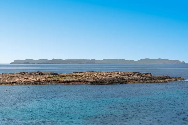 Duplex and ground floor in Colonia Sant Jordi, 230 m2, sea views — photo 3