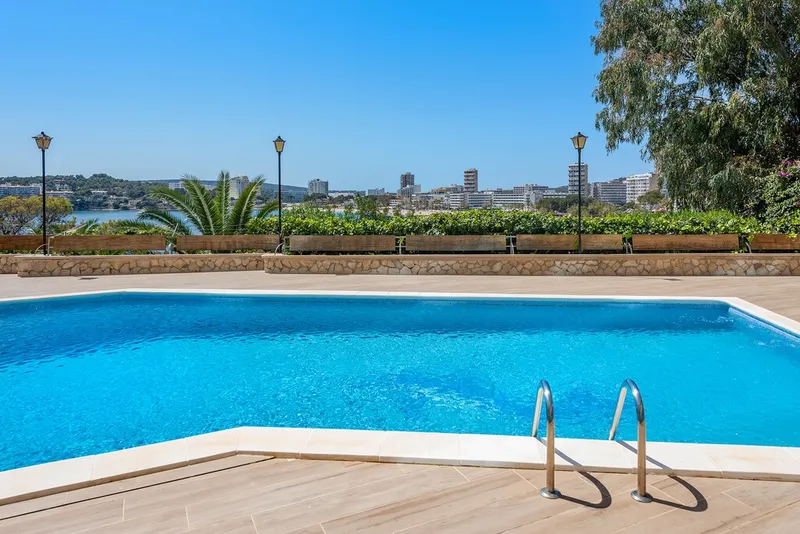 Top quality apartment for sale in Palmanova with private terrace and access to beach — photo 4
