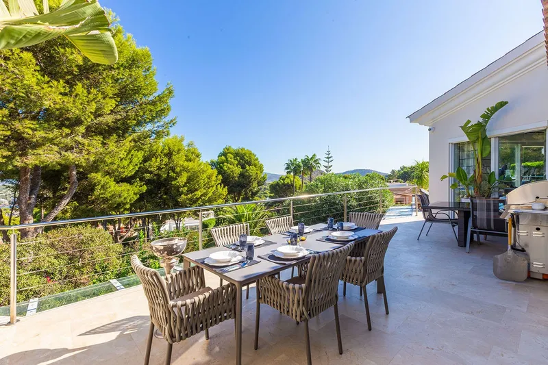 Luxury sea-view villa near the harbour and golf course — photo 3