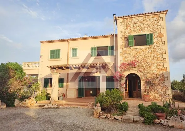 Estate in Cala Figuera, Santanyí — photo 1