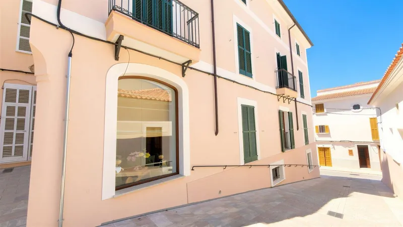 Investment property in a prime location with versatile prospects — photo 2
