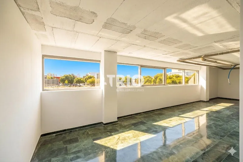 Office in Can Valero Industrial Estate — photo 1