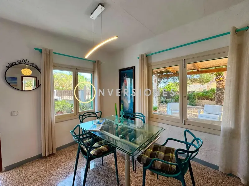 INVERSIONES GRUP REAL ESTATE presents this exclusive Mediterranean villa with tourist license (ETV) in force in Cap des Moro, Santanyí — photo 12