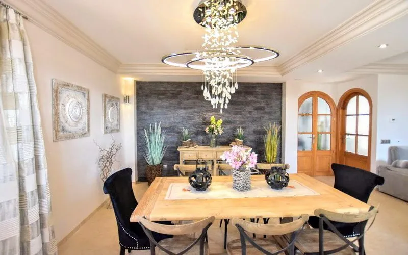 Chalet with rental licence — photo 1
