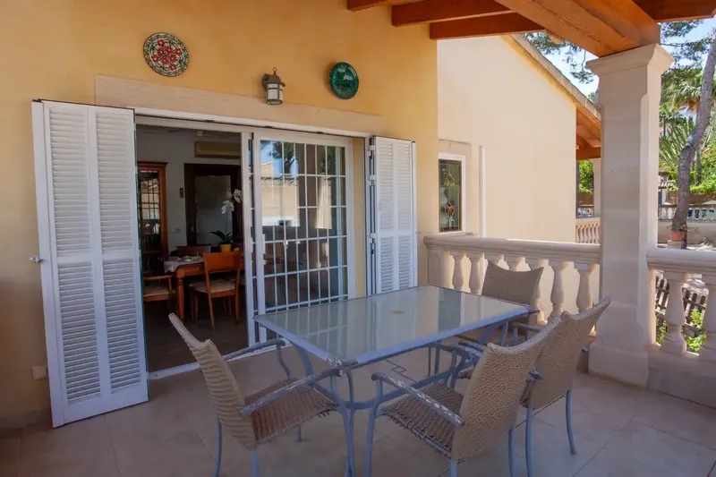 In one of the most coveted locations in Santa Ponsa, just a few minutes' walk from the beach, the marina and the golf course, you will find — photo 10