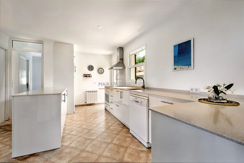 Villa for sale in Bonaire, Alcudia, Mallorca — photo 8