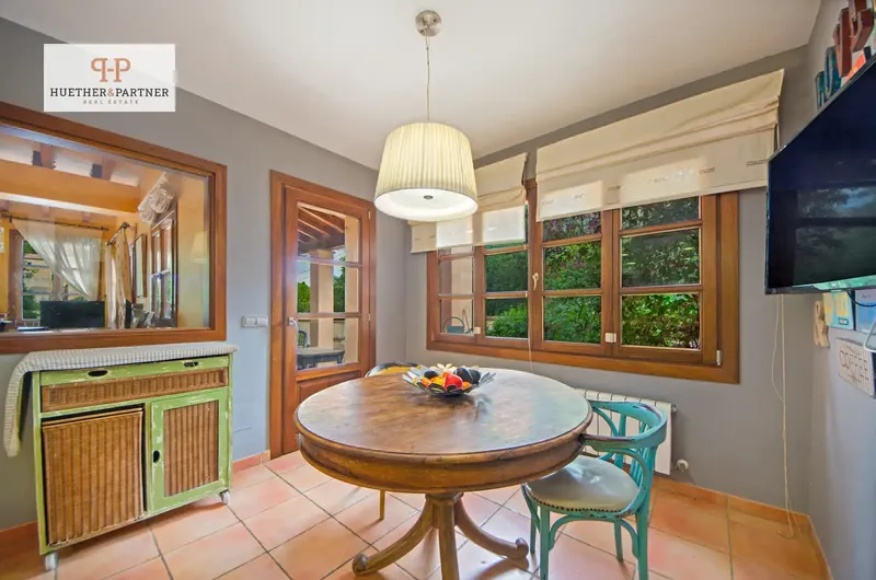 This spacious detached house is located in a quiet area at the foot of the Serra de Tramuntana, a World Heritage Site — photo 6