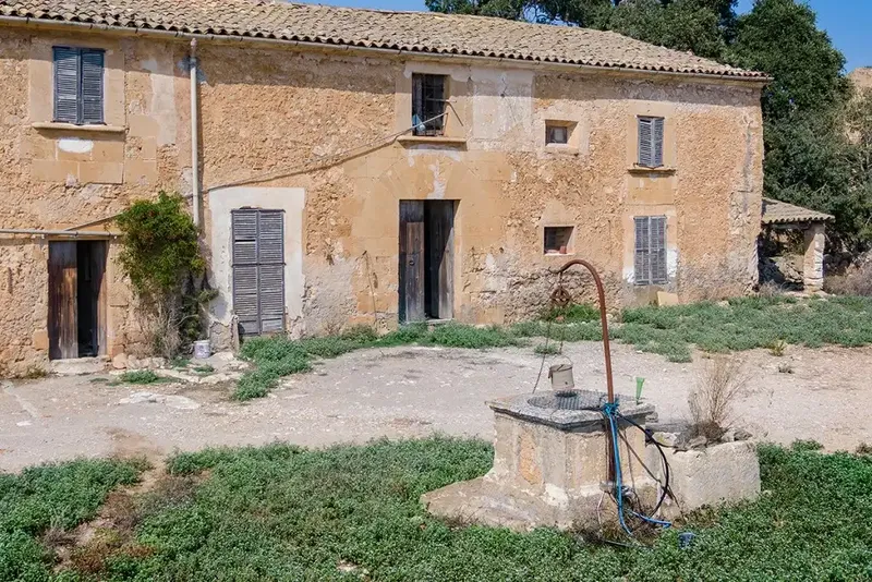 This extensive property in Mallorca has just over 21 hectares of land to its name. The current property, which offers stunning views — photo 7
