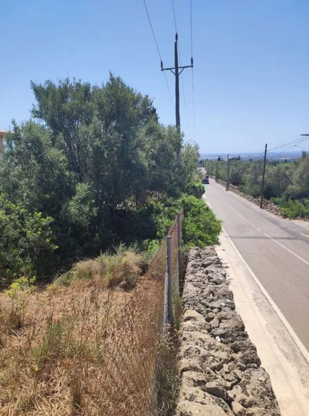 Urban plot in La Cabaneta — photo 5