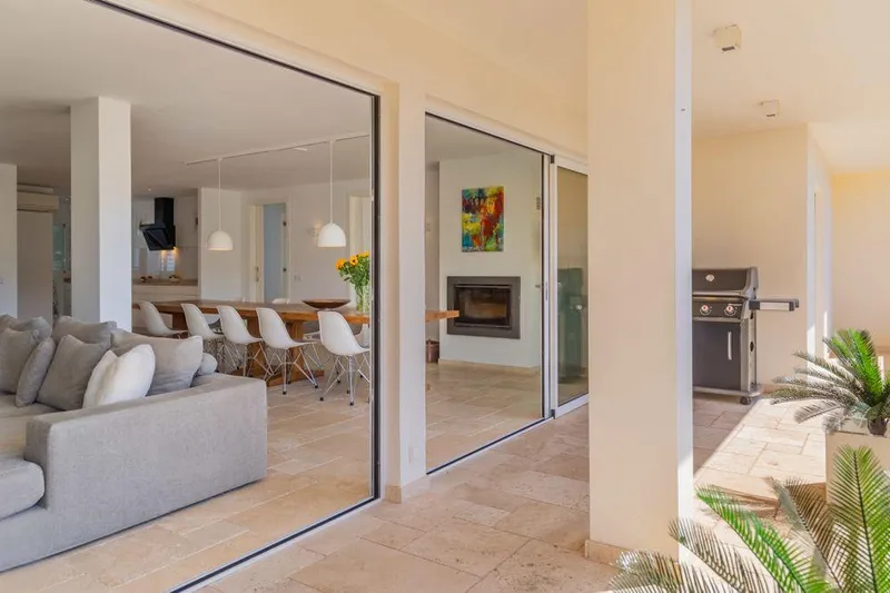 Spacious penthouse with sea views in Portals — photo 5
