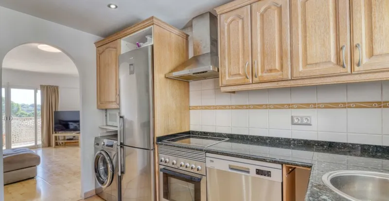 Portals Nous - 2 Bedroom Apartment With Sea Views — photo 6