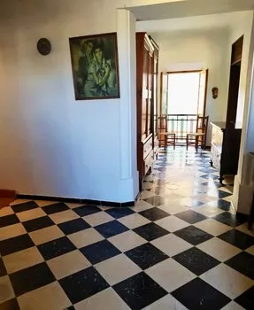 Townhouse with potential — photo 4