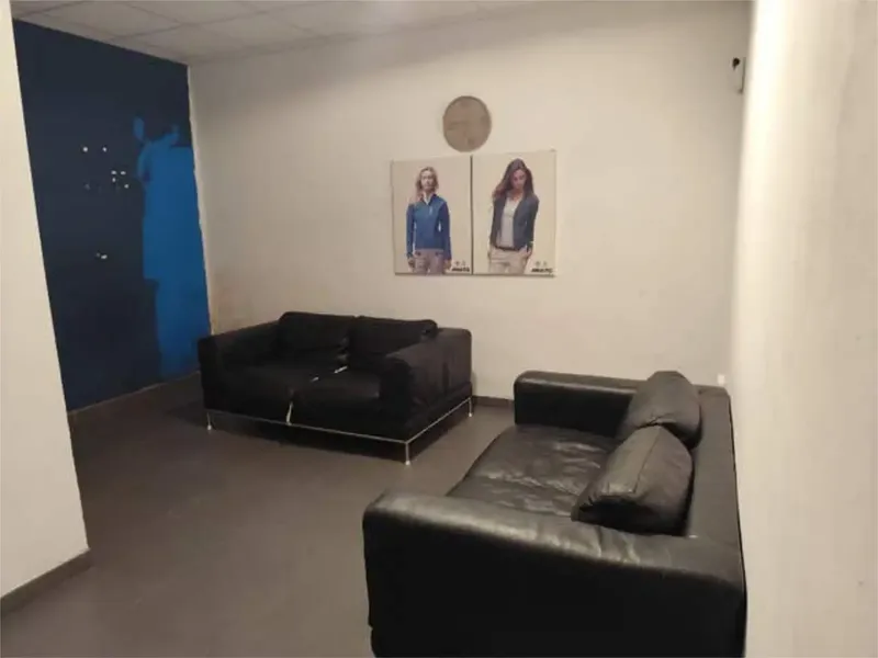 Ground floor of 83 m2 in Santa Catalina (Palma) consisting of shop or ground floor and other rooms. Great potential. It has entrance hall, large sa — photo 4