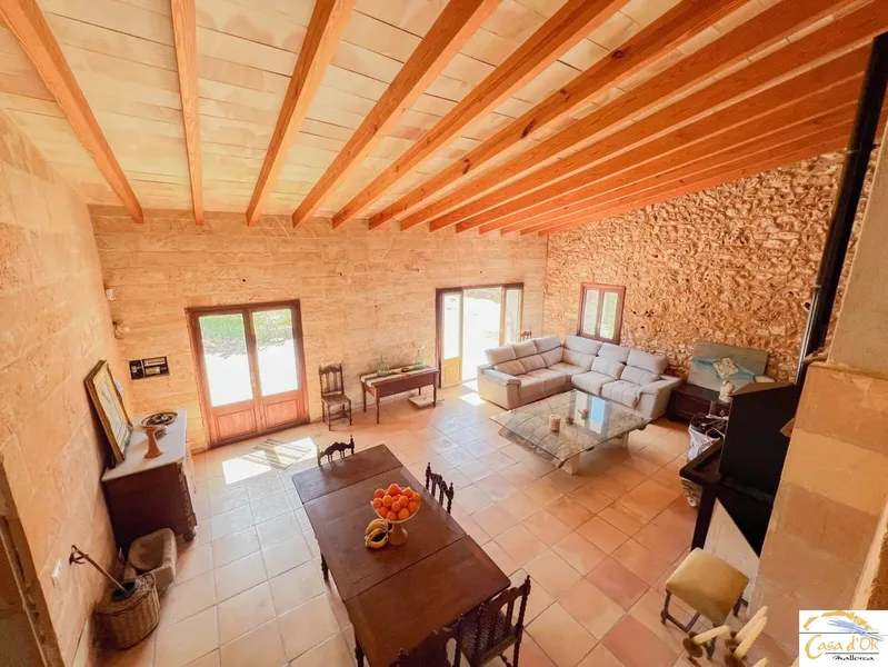 Natural Stone Finca with Expansive Grounds and Authentic Mallorcan Charm near Felanitx — photo 5