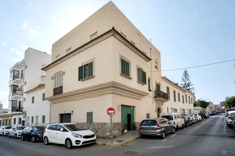 Building in Son Espanyolet — photo 1