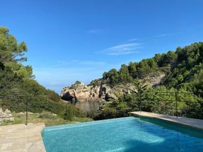 Luxury villa - Deià, built surface 238 m², plot surface 1792 m², terrace size 55 m², 3... — photo 3