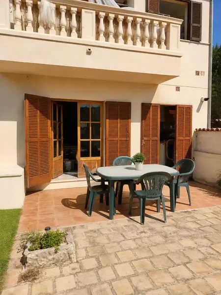 Ground floor home with 97 m2 built and a pleasant outdoor area, ideal for those seeking outdoor space without giving up — photo 1