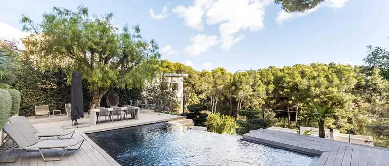 Modern villa in Portals Nous with sea views and close to the beach — photo 1