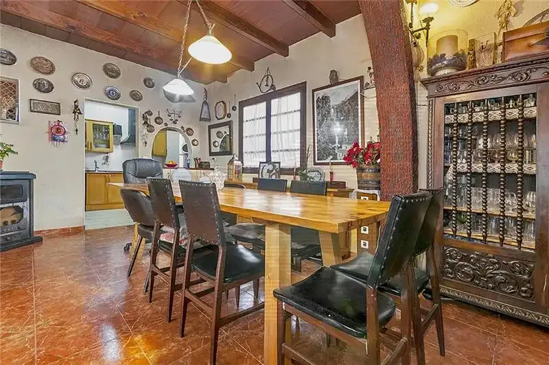 House in El Molinar, very close to the sea, spacious and excellent south orientation — photo 5