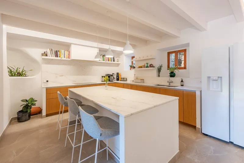 Pollença ideal for country lovers: country property for sale with various terraces and roof terrace — photo 8