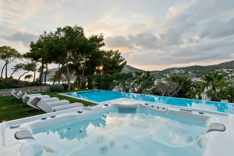 Rent: Luxury finca-style villa with gigantic sea views in Camp de Mar - Marcel Remus Real Estate — photo 5