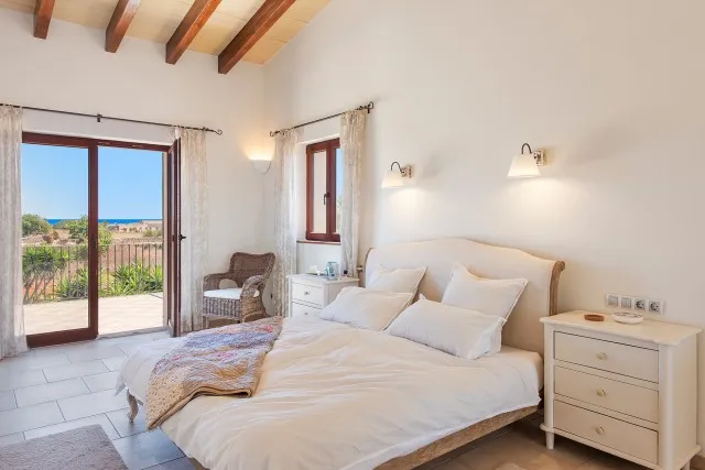 Impressive sea view finca for sale in a peaceful area of Felanitx, southeast Mallorca — photo 12