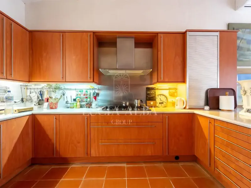 Se vende finca rústica con 1.700 mts cuadrados de terreno aprox., piscina y safreig, agua de pozo y luz. — photo 5