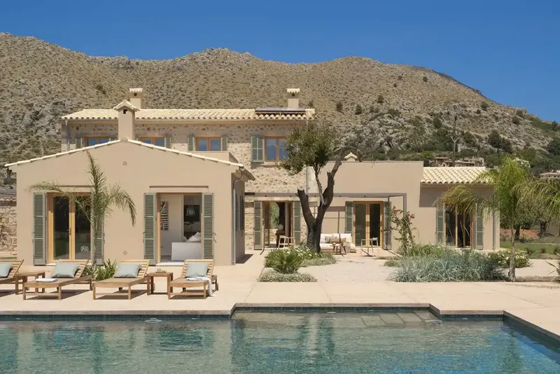 Price reduction from €3,950,000 to €3,475,000. Luxury finca ready to move into in an idyllic and perfect setting between Pollensa and Puerto Pollensa. — photo 3