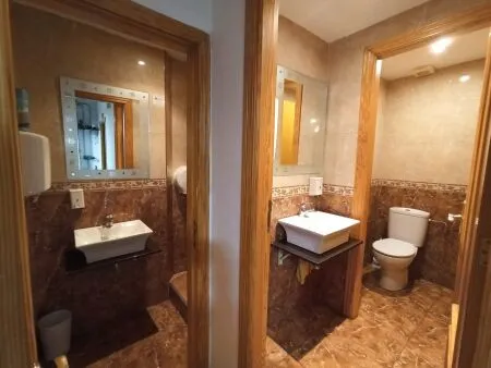 Business Premise - Palma de Mallorca (Centro), Built Surface 113m2, 1 Bathroom — photo 4
