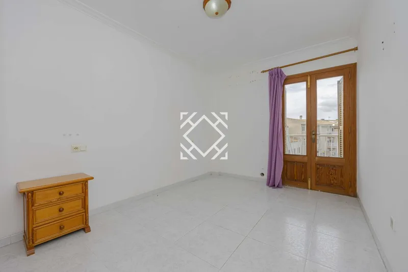 Apartment for sale in a privileged location in Puerto de Alcudia, Mallorca. — photo 12