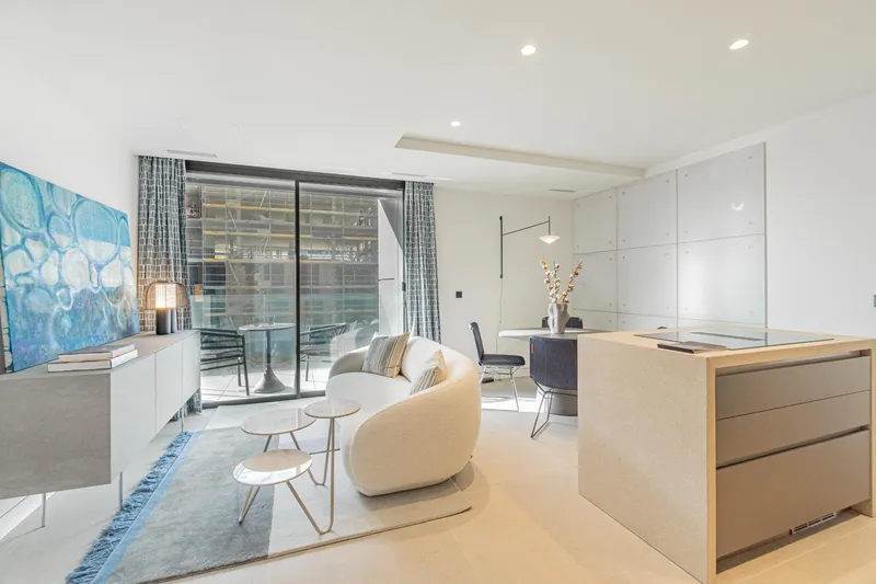 Modern apartment with views — photo 5