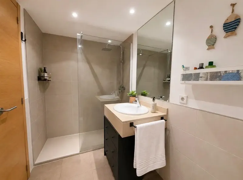 Oria Home presents this bright and cozy ground floor from 2008, with approximately 81 m2 built, located in a quiet area — photo 11
