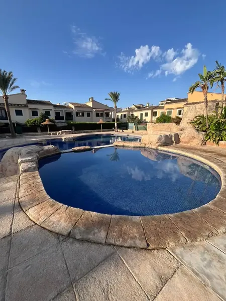 Excellent opportunity in Marratxí, in a quiet residential area, well connected and with all services within reach, as well as good — photo 4